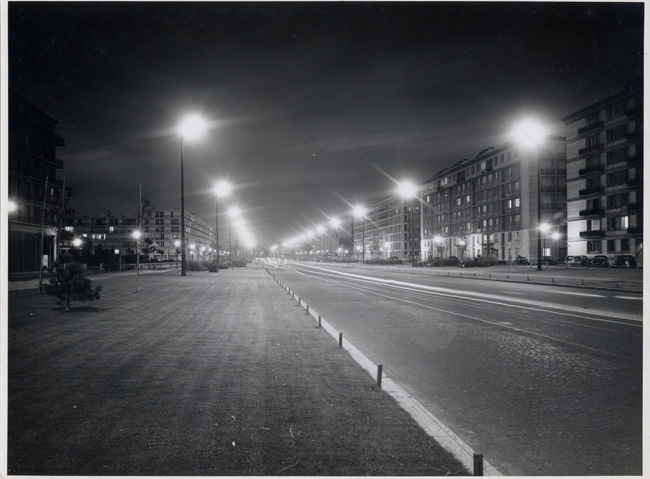 Avenue Foch de nuit, 1975, photographie